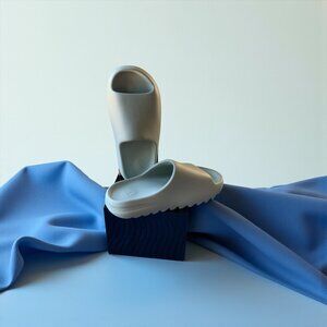 Adidas Yeezy Slide - Salt - Unisex